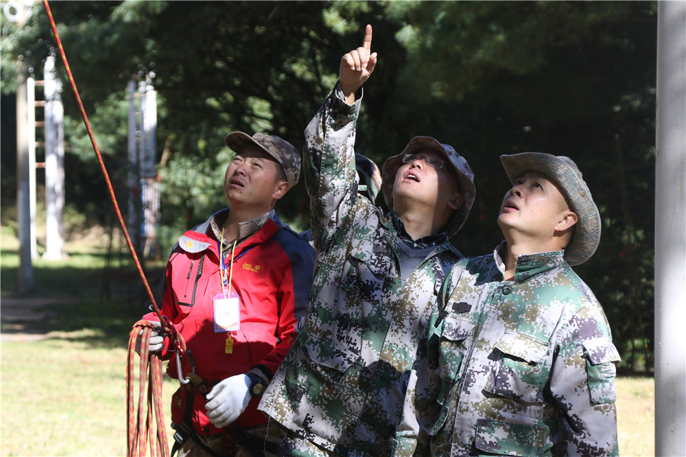 云大总裁班拓展训练，团结的力量